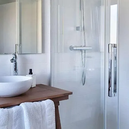 Ag Casa Arnados,1ª Linea De Playa Con Jardin Razo