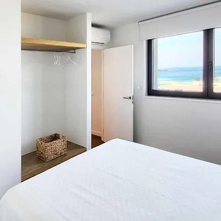 Apartmán Ag Casa Arnados,1ª Linea De Playa Con Jardin *