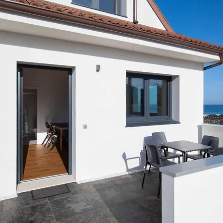 Ag Casa Arnados,1ª Linea De Playa Con Jardin Razo